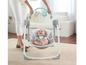 Bábätko v hojdacej stoličke Fisher-Price.