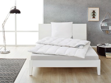 Balette Kazetová páperová prikrývka Premium Selection, stredne teplá, 140 x 200 cm