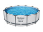 Okrúhly bazén Bestway Steel Pro MAX s vodou.
