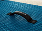 Modrý supboard Aqua Marina s rukoväťou.