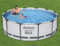 Rodina si užíva bazén Bestway Steel Pro MAX v záhrade.