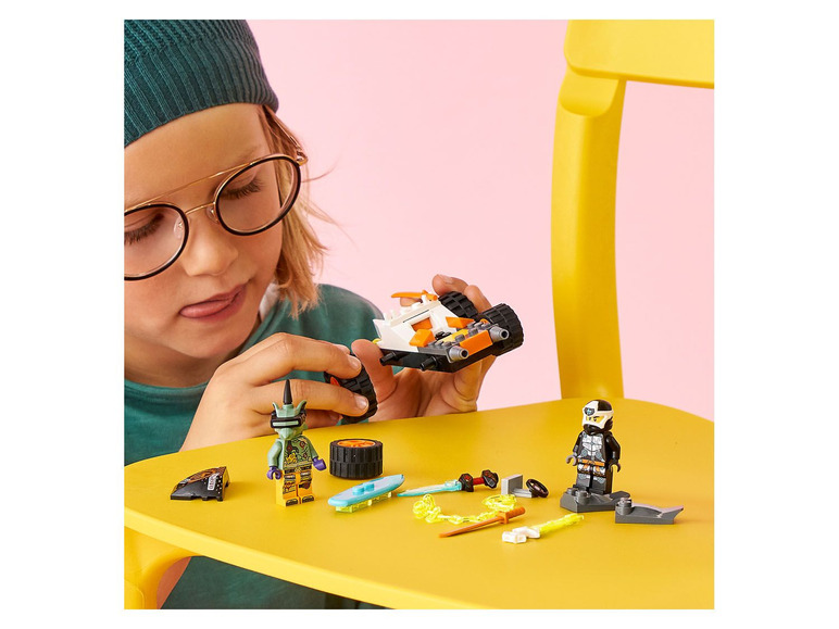 Prejsť na zobrazenie na celú obrazovku: LEGO® NINJAGO Coleovo rýchle auto – obrázok 12