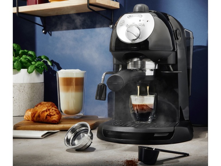 Prejsť na zobrazenie na celú obrazovku: Delonghi Pákový espresso kávovar EC 201CD.B – obrázok 2