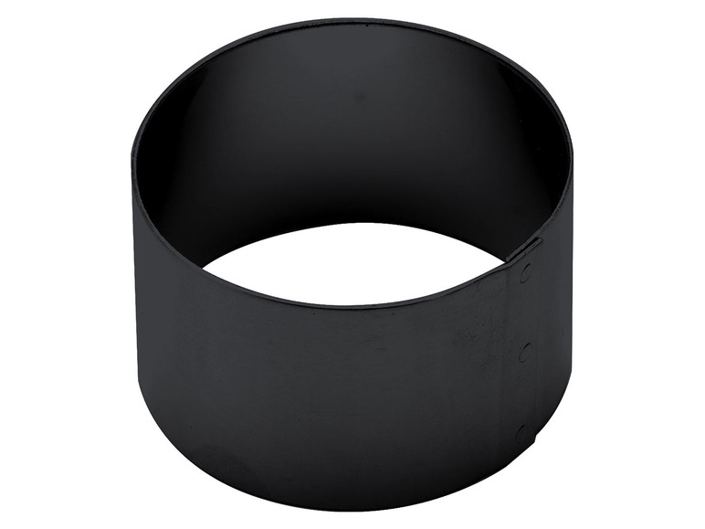 Čierna okrúhla forma na pečenie tort alebo koláčov.