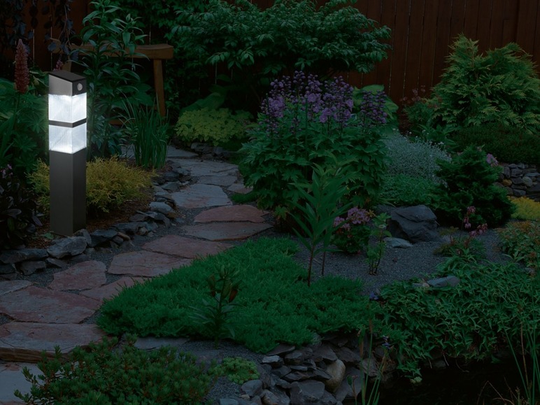 Prejsť na zobrazenie na celú obrazovku: LIVARNO LUX LED solárne záhradné svietidlo – obrázok 14