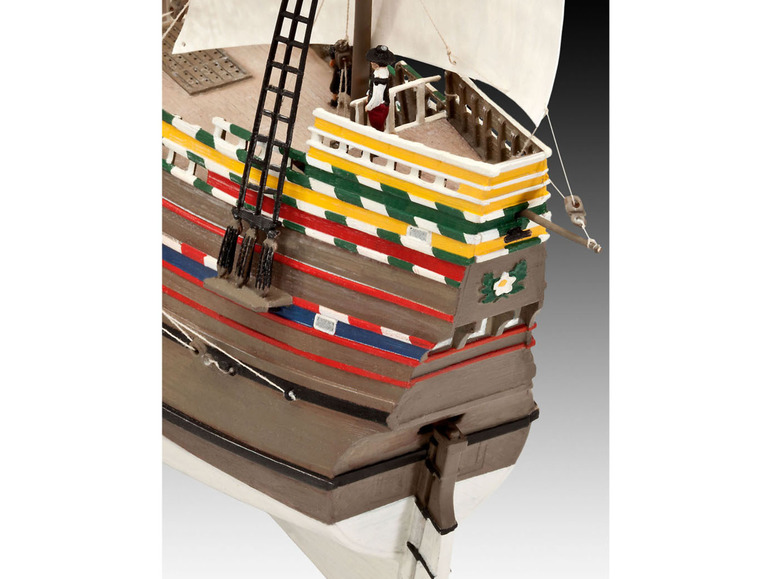 Prejsť na zobrazenie na celú obrazovku: Revell Model lode – obrázok 6