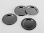 Štyri čierne kovové podšálky.