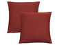 Dva jednoduché červené vankúšové obliečky.