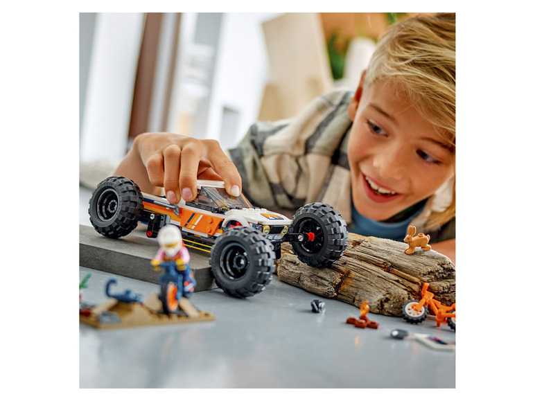 Prejsť na zobrazenie na celú obrazovku: LEGO® City 60387 Dobrodružstvá s terénnym autom 4 x 4 – obrázok 2