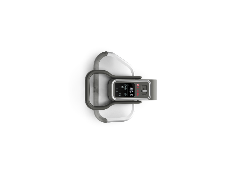 Žehliaca doska a žehlička Singer s digitálnym displejom.