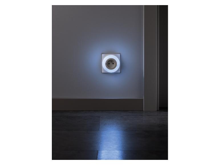 Livarno home Nočné LED svietidlo (zabudovaná zásuvka)