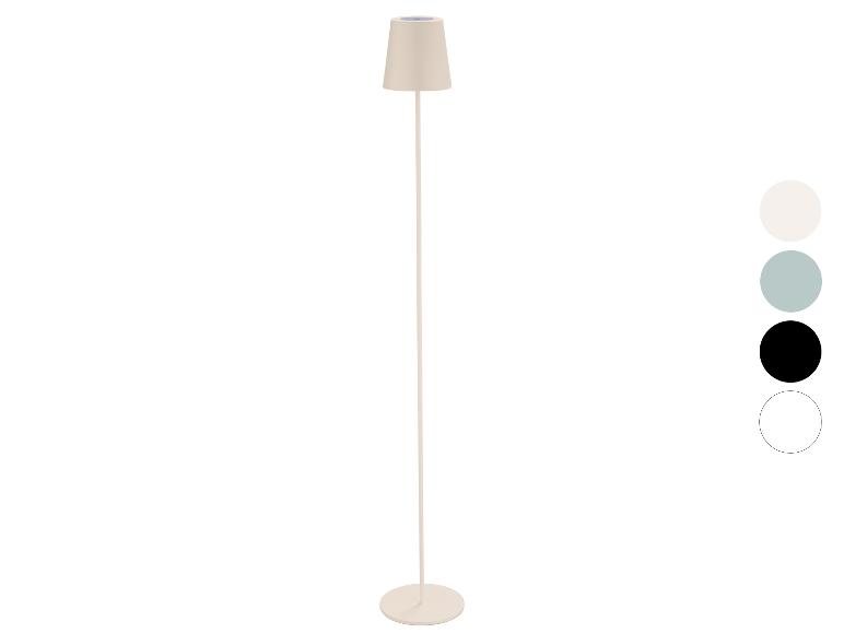 Moderná stojacia lampa s textilným tienidlom, dostupná v rôznych farbách.