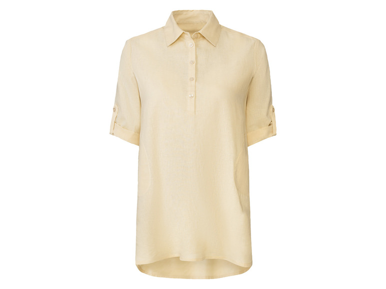 Svetlo žltá ľanová košeľa s krátkymi rukávmi.