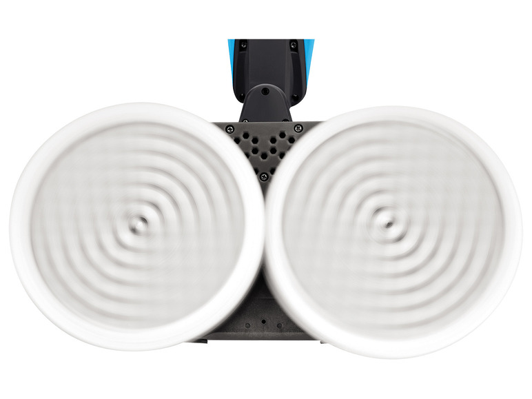 Dve rotujúce čistiace podložky podlahového čističa.