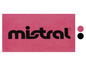 Ružový uterák s logom Mistral.