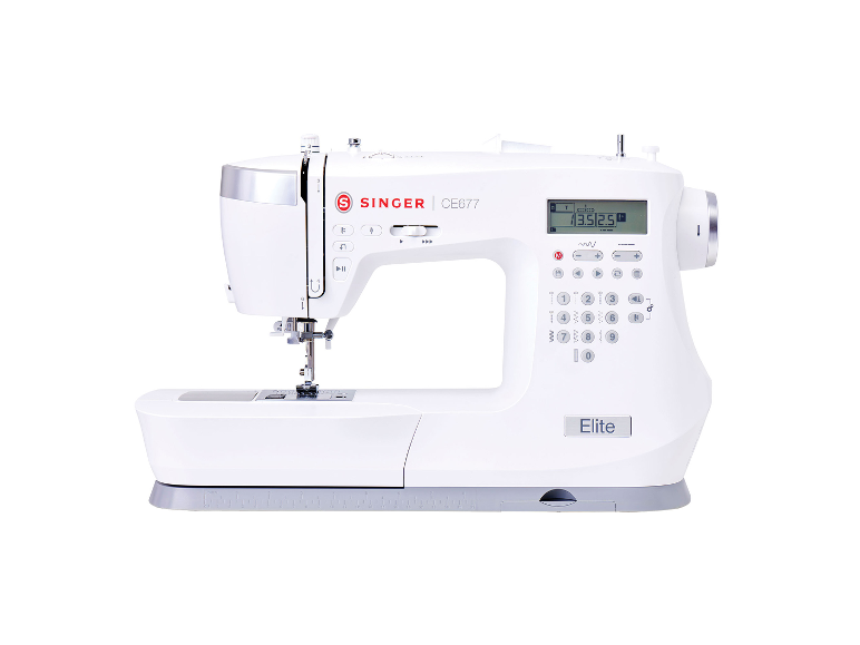 SINGER Digitálny šijací stroj Elite CE677