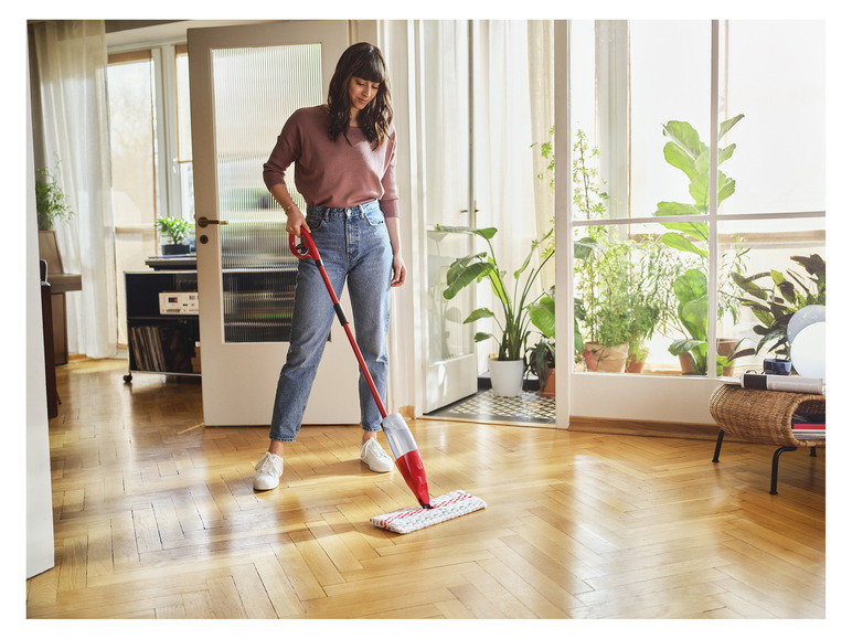 Prejsť na zobrazenie na celú obrazovku: Vileda Mop s rozprašovačom Spray & Clean – obrázok 3