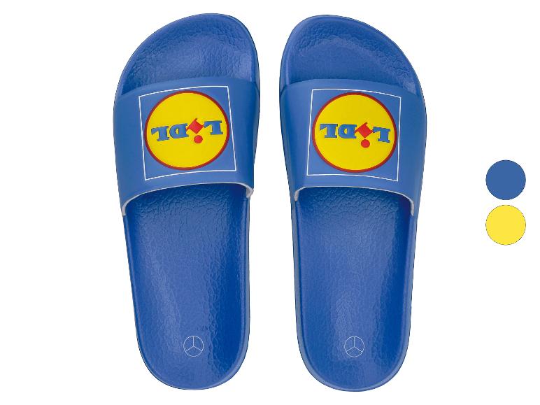 Modré šľapky so žltým logom s modrým a červeným textom „LIDL“.