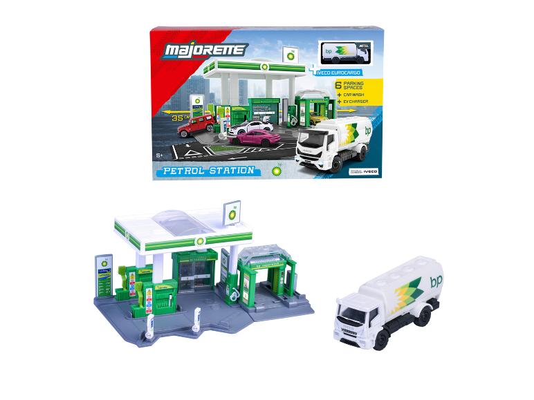 Majorette BP Čerpacia stanica herný set s nákladným vozidlom Iveco Eurocargo.