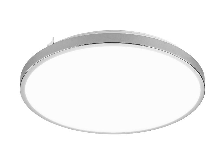 Moderné okrúhle LED stropné svietidlo s rámom z brúseného kovu.