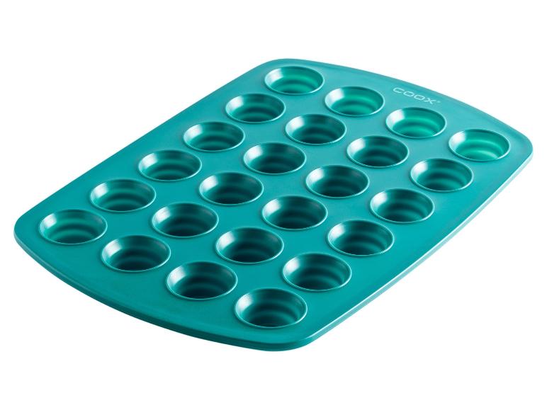 Turquoise forma na pečenie Coox s 24 otvormi na muffiny.