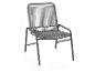 Sivá vonkajšia stolička s lanovým výpletom a kovovým rámom, s rozmermi 74cm, 67cm, 53.5cm.