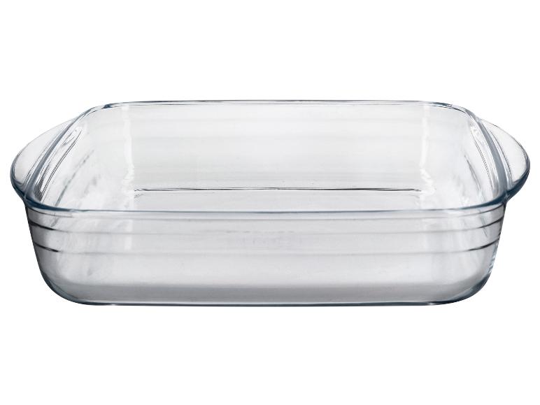 Priehľadná sklenená zapekacia misa s rúčkami.