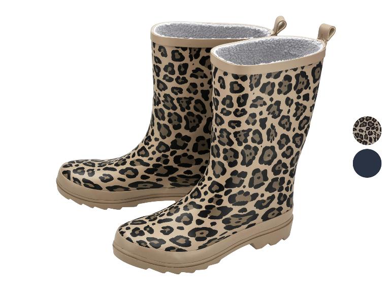 Detské čižmy do dažďa s leopardím vzorom a plyšovou podšívkou.