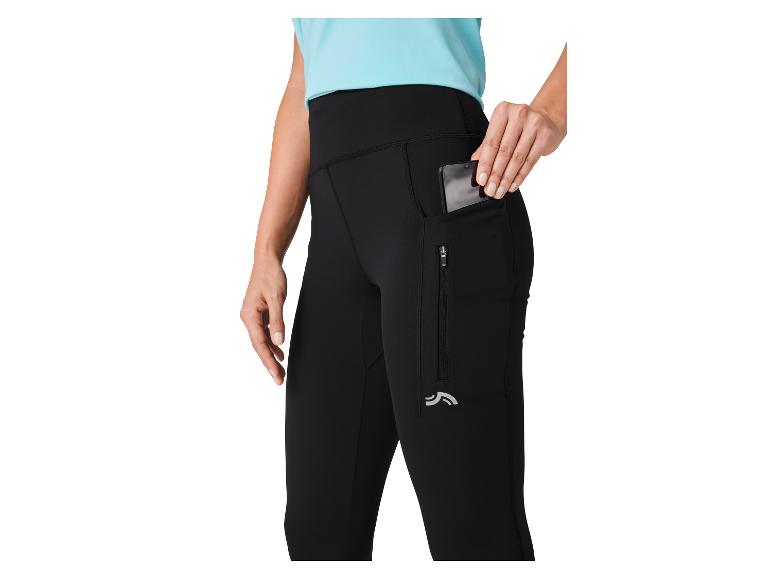 Čierne športové legíny s vreckami na zips.