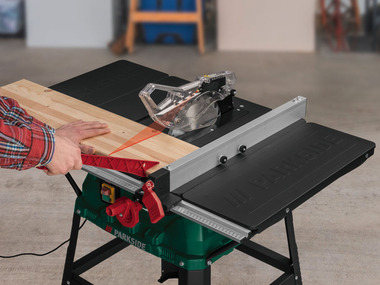 PARKSIDE® Stolová kotúčová píla PTKS 2000 H5