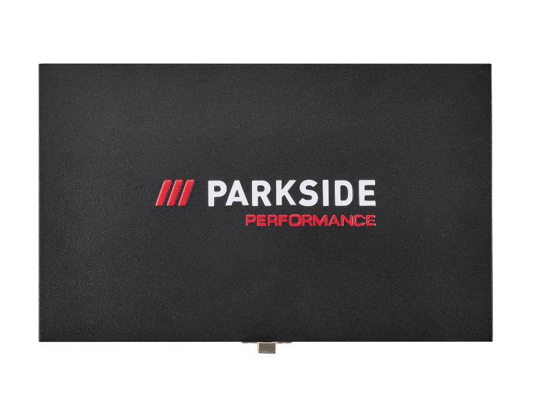 Čierna krabica s bielym a červeným nápisom „PARKSIDE PERFORMANCE“.