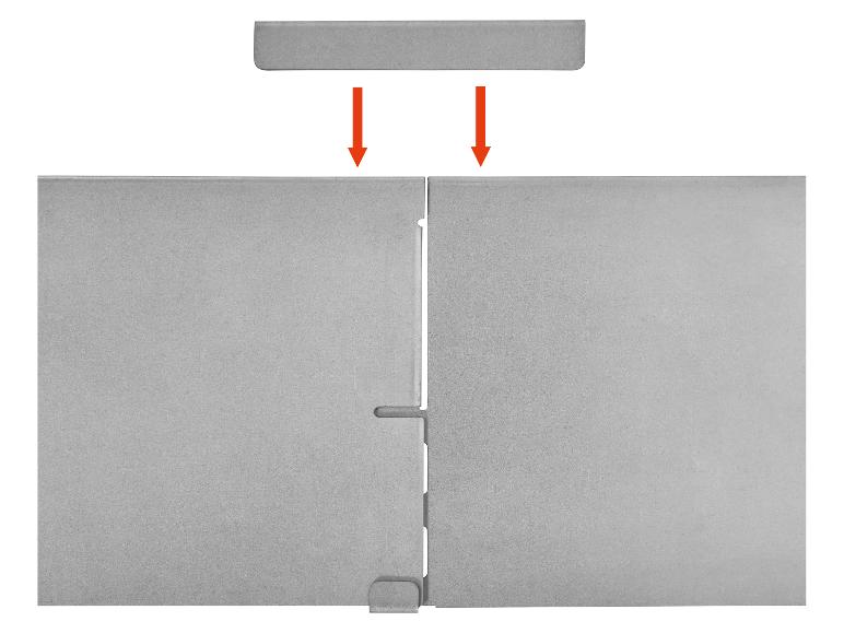 Dva sivé kovové panely so spojovacím dielom a šípkami označujúcimi montáž