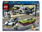 Súprava LEGO City 60415 s policajným autom, zeleným športovým autom a minifigúrkami.