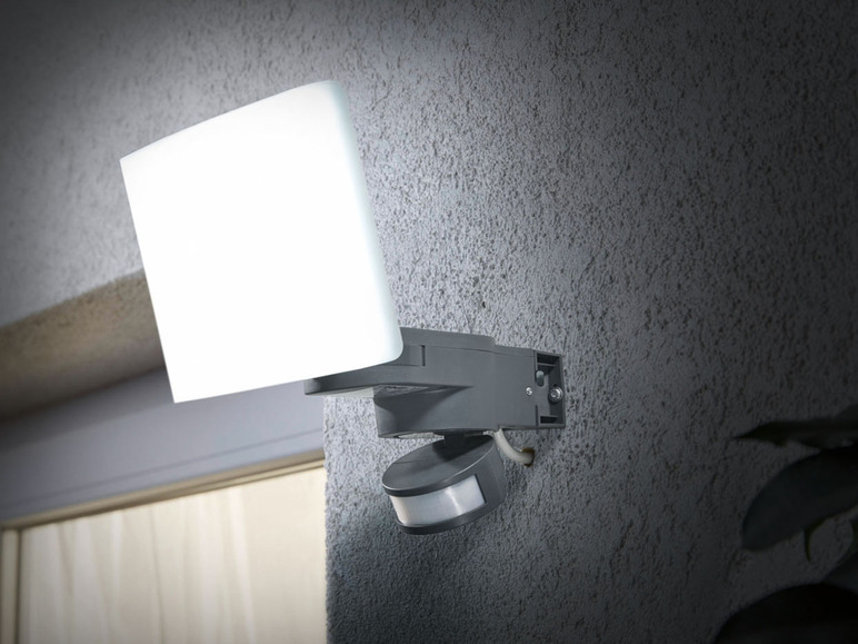 Prejsť na zobrazenie na celú obrazovku: LIVARNO home Vonkajší LED reflektor s pohybovým senzorom – obrázok 4