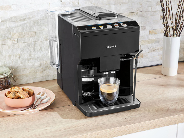Prejsť na zobrazenie na celú obrazovku: Siemens Plne automatický kávovar EQ500 TP501D09 – obrázok 2