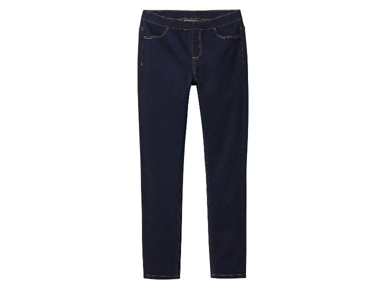 Tmavomodré skinny džínsy s elastickým pásom a kontrastným prešívaním.