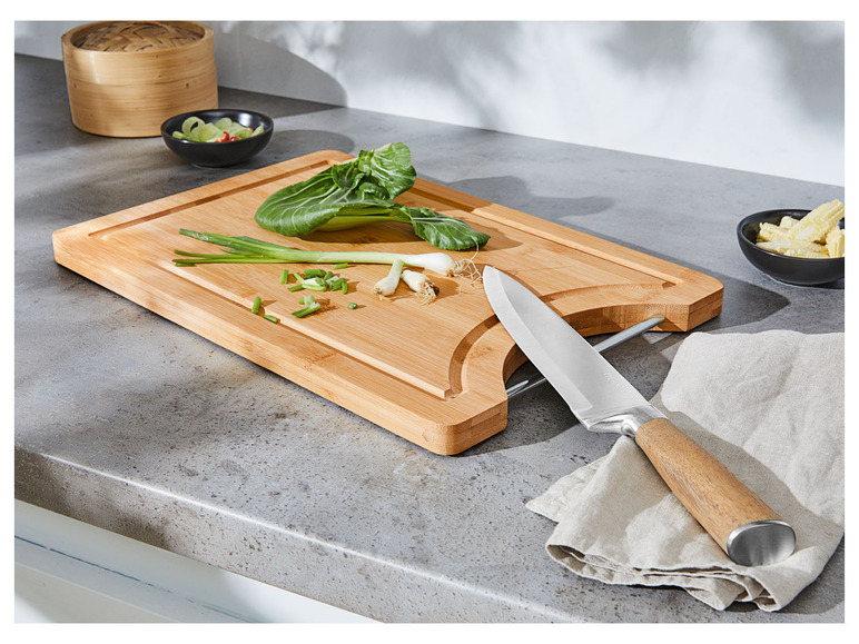 Prejsť na zobrazenie na celú obrazovku: Kuchynský nôž/Nôž Santoku/Sekací nôž – obrázok 2