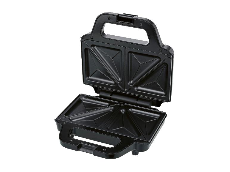 Otvorený čierny sendvičovač s trojuholníkovými platňami