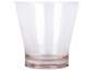 Priehľadná sklenená pohár s ružovým dnom.