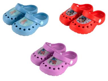 Dievčenské šľapky s 3D efektom