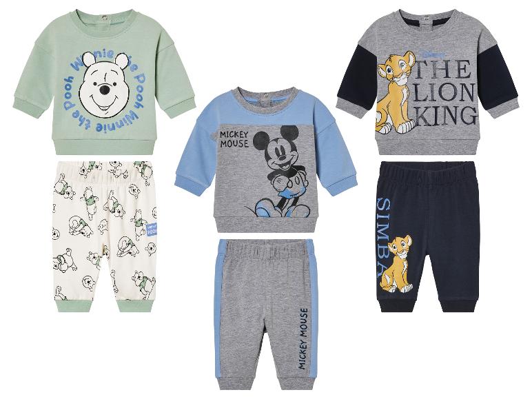 Sady oblečenia pre bábätká s Winniem Pooh, Mickey Mouseom a Simbom z Levieho kráľa.