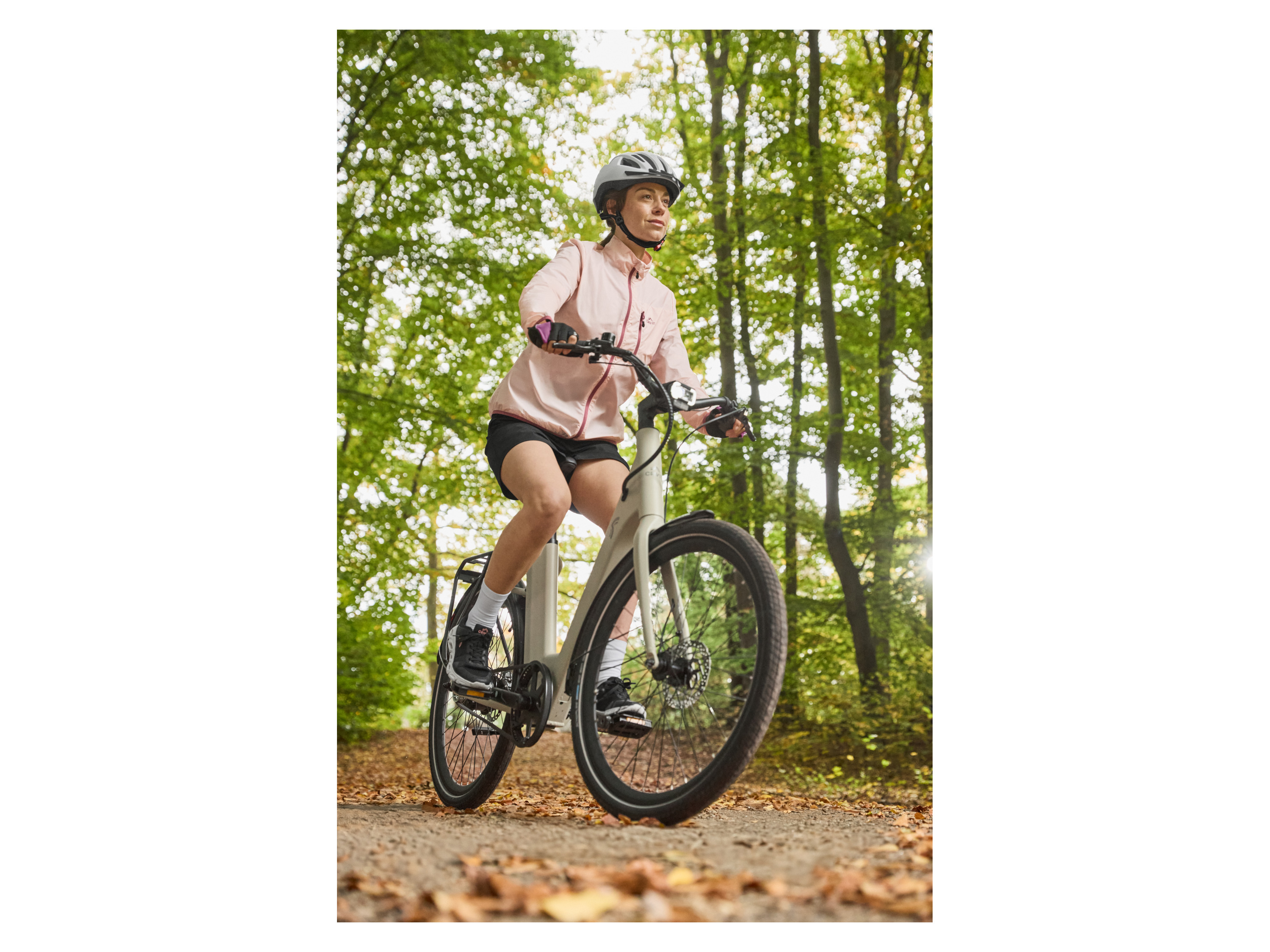 CRIVIT Dámska/pánska cyklistická prilba so zadným svetlom - 19