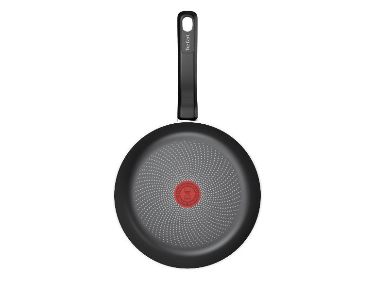 Čierna panvica s rúčkou, s logom Tefal a indikátorom Thermo-Signal