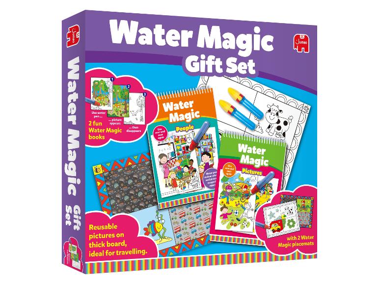 Súprava Water Magic Gift Set s knihami a podložkami na vyfarbovanie vodou.