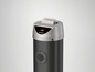 Strieborný reproduktor Silvercrest s USB pripojením a čiernou základňou.