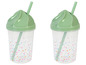 Dve zelené poháre s slamkami a vzorom posýpky