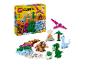 Súprava LEGO Classic Creative Dinosaurs s 450 dielikmi, vrátane postavených dinosaurov a rôznych kociek.