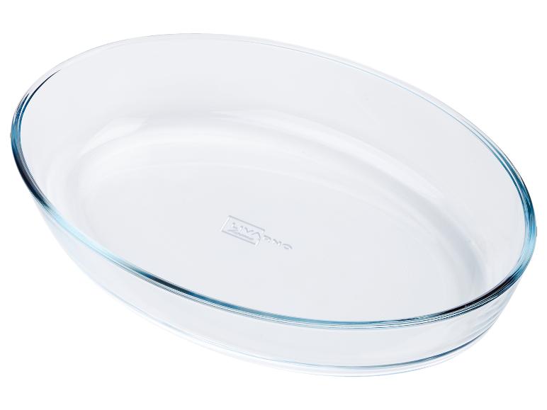 Oválna sklenená forma na pečenie Pyrex.