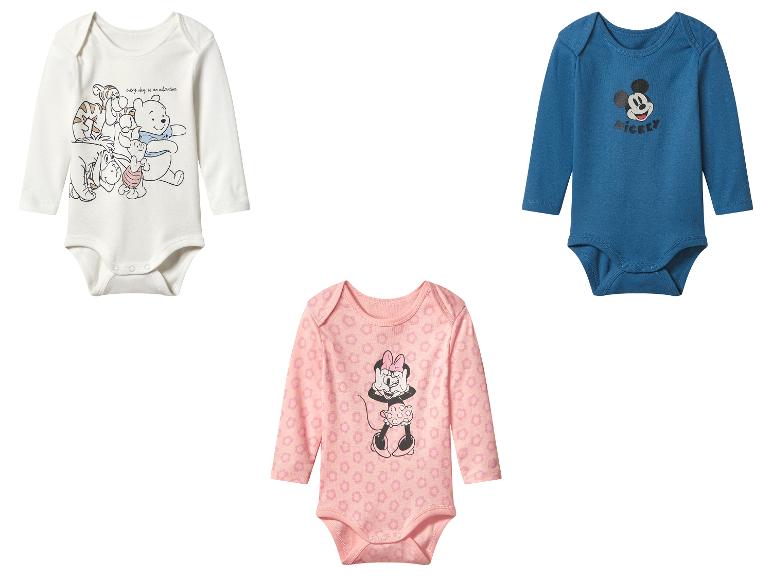 Tri detské body: biele s Mackom Pú, modré s Mickeym Mouseom, ružové s Minnie Mouse.