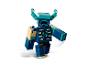 Figúrka LEGO Minecraft Warden, tmavomodrá a tyrkysová, na bielom pozadí.
